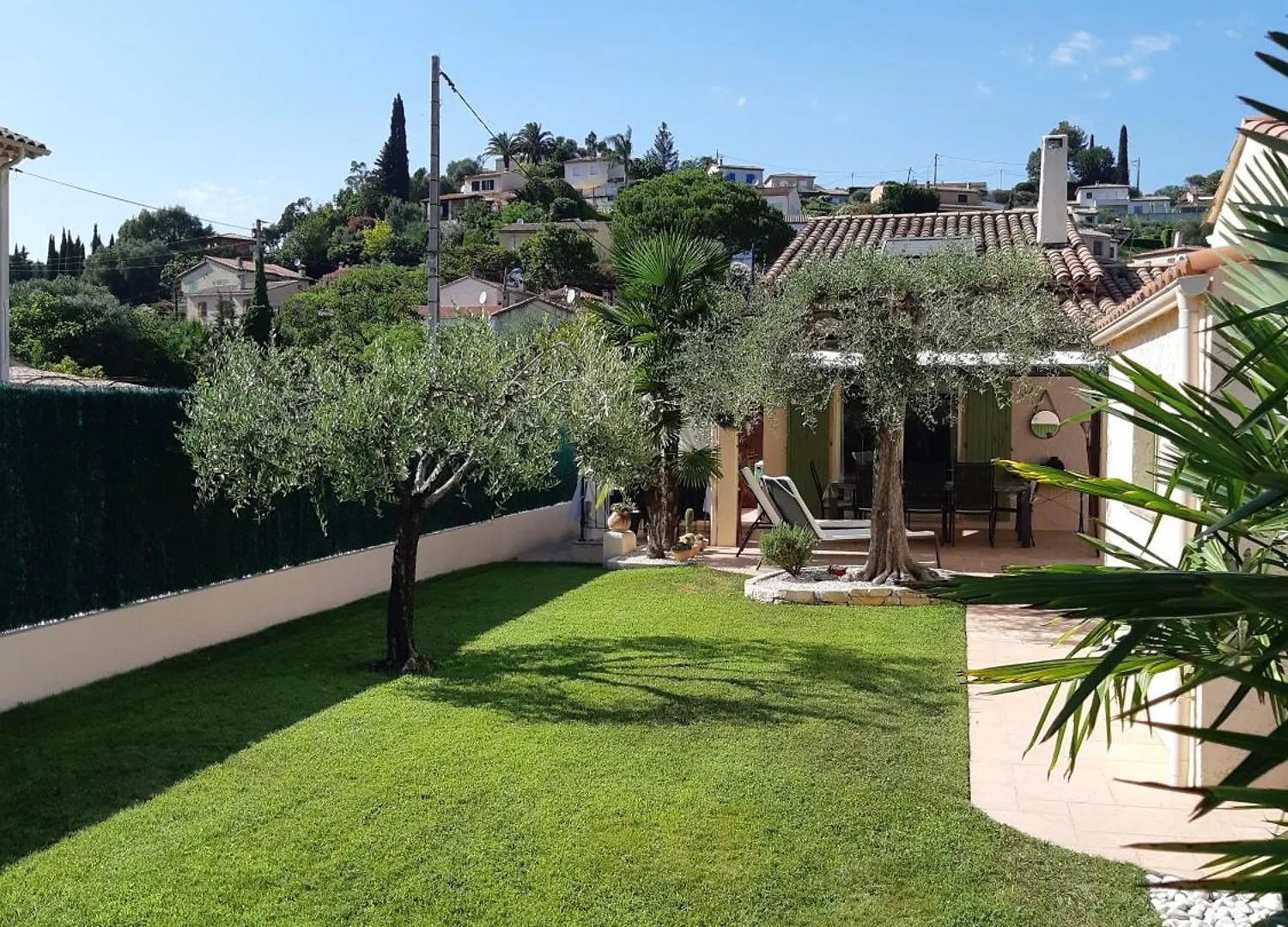 Villa 4 Personnes Piscine Pegomas 0*,